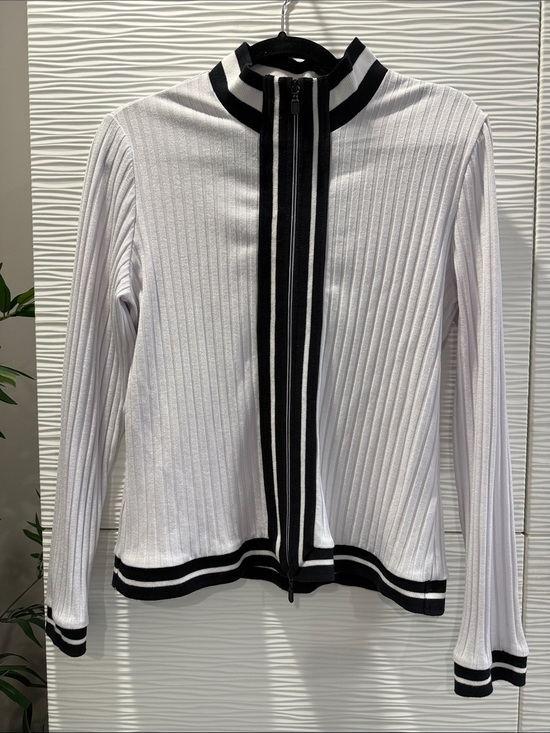 Joseph Ribkoff Tops - Joseph Ribkoff White Ribbed Zip-Front Top with Black Trim